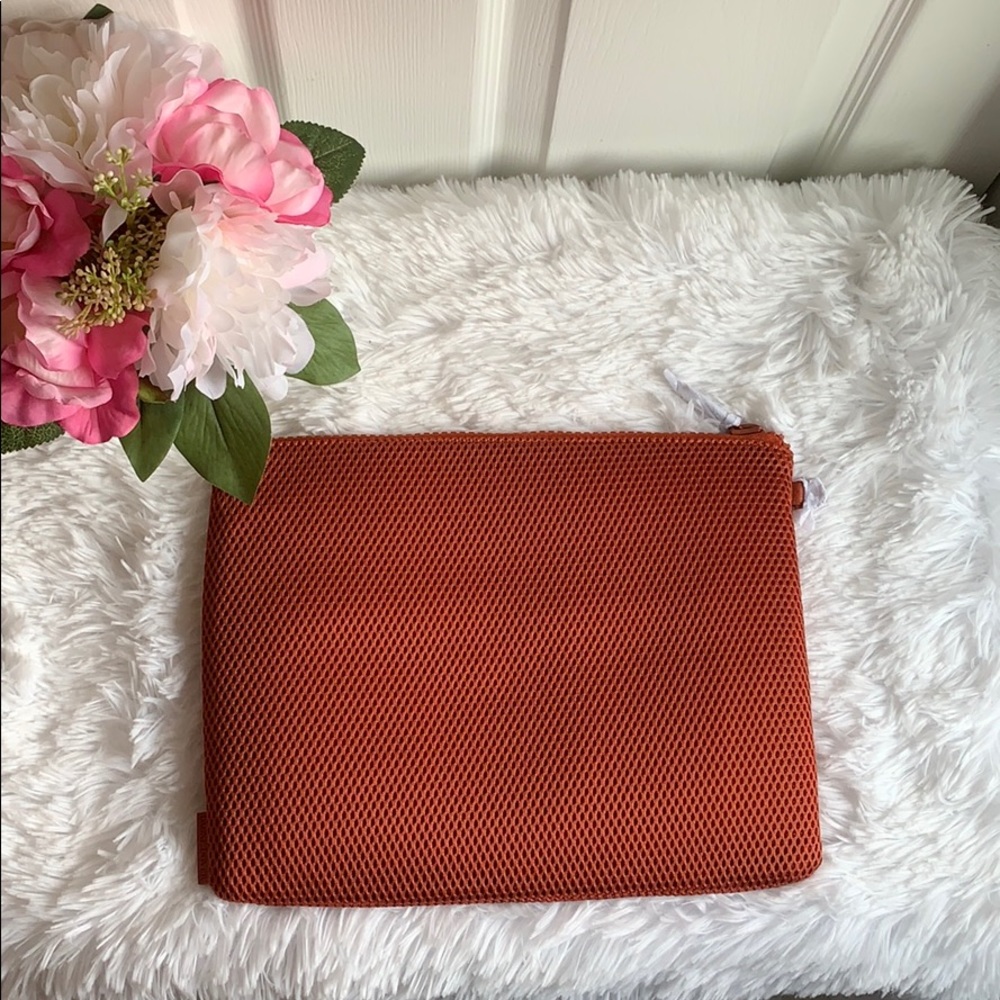 NWT Dagne Dover XL Parker pouch in clay red